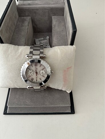 Guess GC Collection Çelik pasha model saat