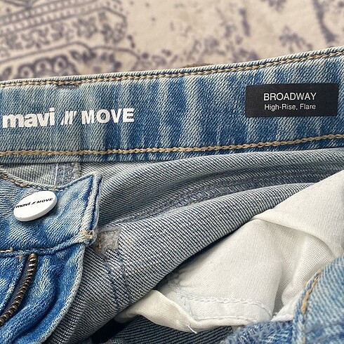 s Beden Mavi Jean Broadway