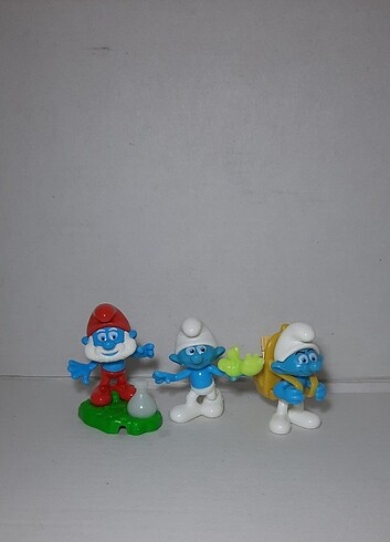 Kinder sürpriz şirinler