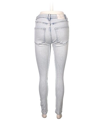 36 Beden Bershka Jean / Kot %70 İndirimli.