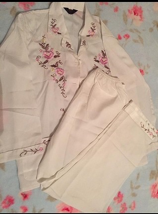 pudra pijama takımı 