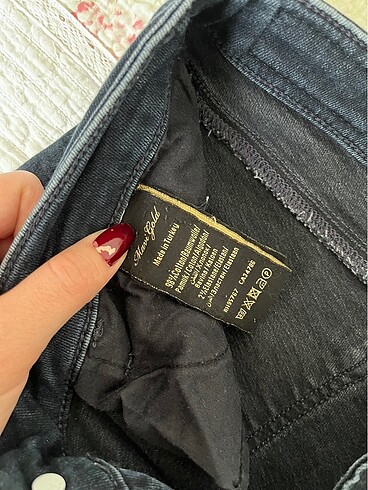 28 Beden Mavi Jean