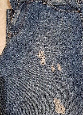 42 Beden mavi Renk Yırtık Jean