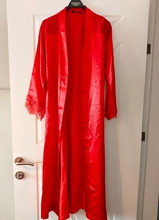 36 beden ateş kırmızı gecelik ve sabahlık - Görsel 3