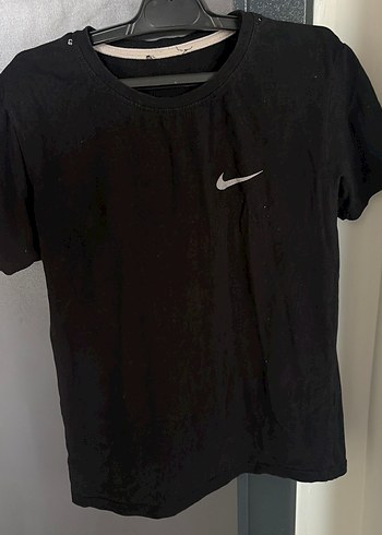 Nike Siyah Kisa Kollu Tisort
