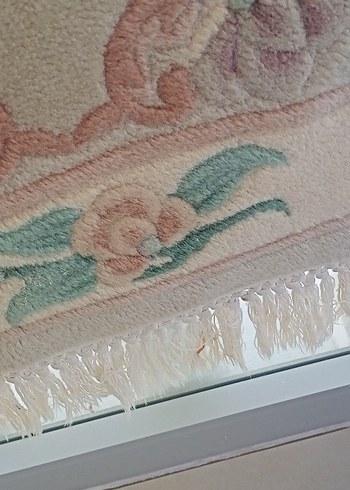 Bej Nakışlı Klasik Halı - Görsel 2