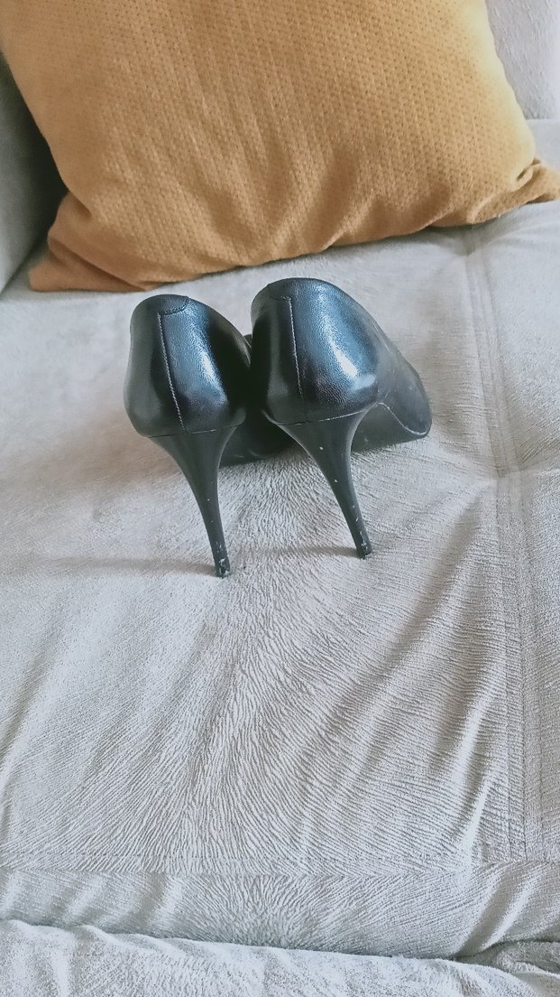 Parlak Siyah Rugan Stiletto Topuklu Kadın Ayakkabı - Görsel 3