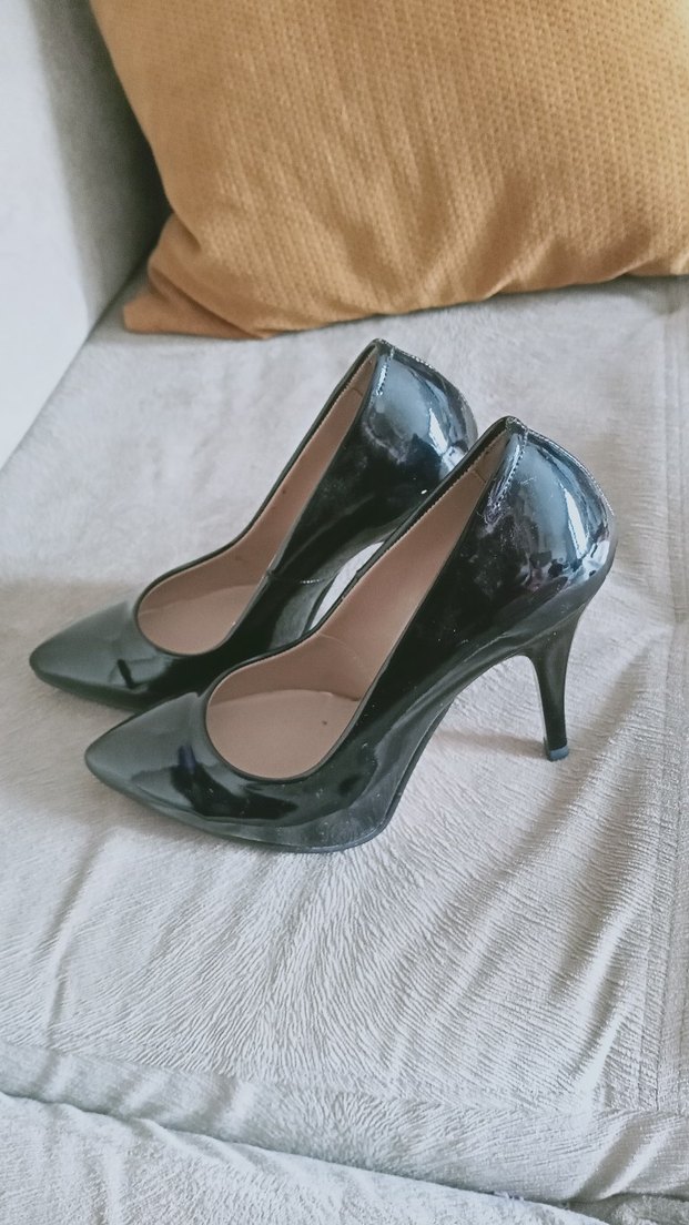 Parlak Siyah Rugan Stiletto Topuklu Kadın Ayakkabı - Görsel 5