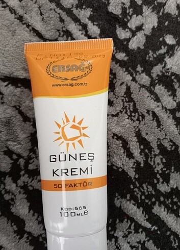 Ersağ güneş kremi 