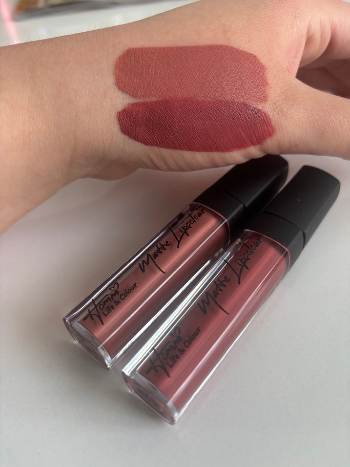 Parlak Bej Renk Sıvı Mat Ruj - Görsel 2