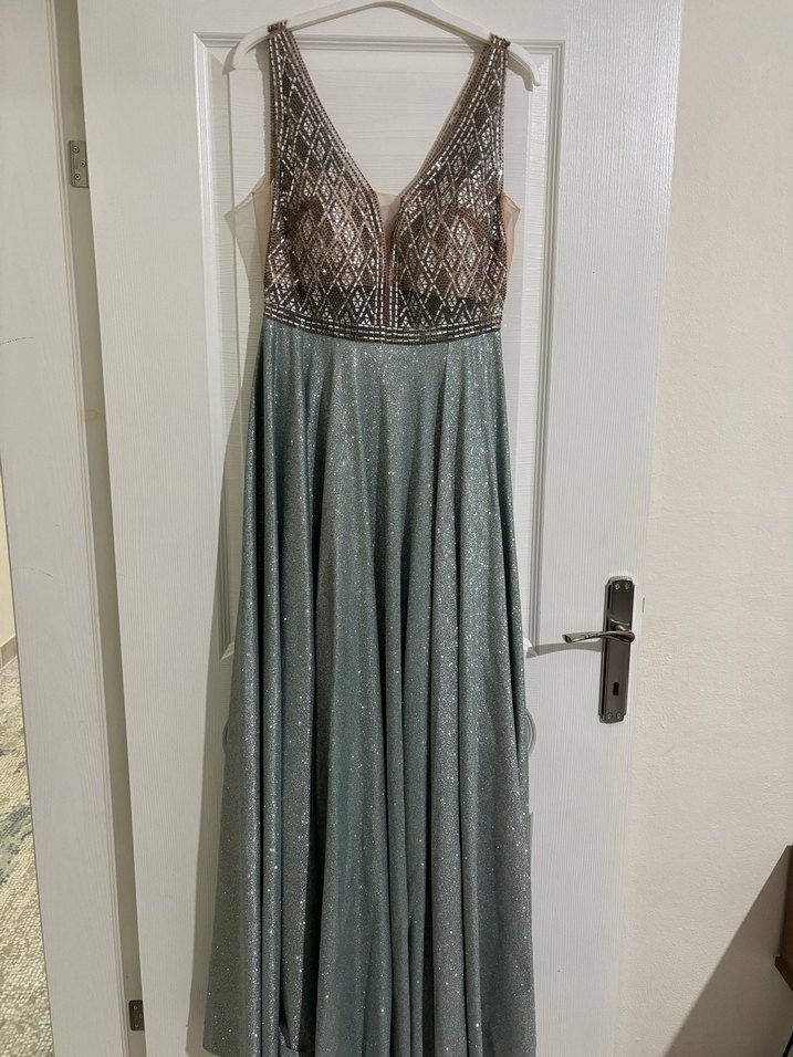 Gri Payetli Uzun Abiye Elbise - Görsel 2