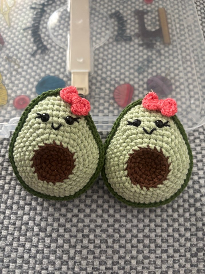 Renkli Örgü Avokado Anahtarlık Amigurumi - Görsel 2