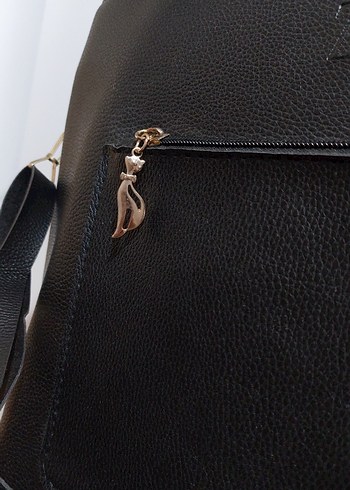 Zara Zara Siyah Deri Fermuarlı Kadın Çanta