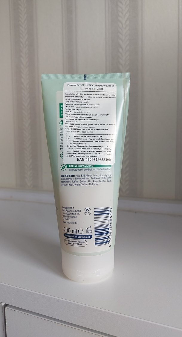 Isana Aloe Vera Nemlendirici Vücüt Bakım Jeli 200 ml - Görsel 2