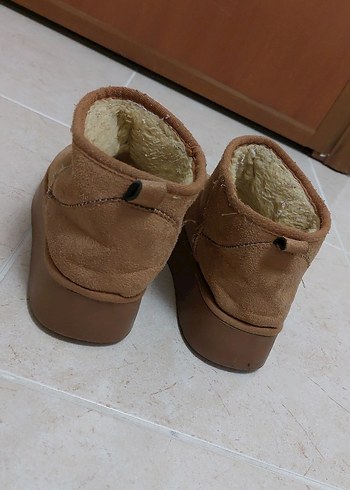 38 Beden UGG Kahverengi Kürklü Kadın Bot