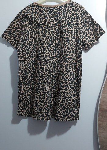 Kahverengi Leopar Desenli Kısa Kollu Tişört - Görsel 2