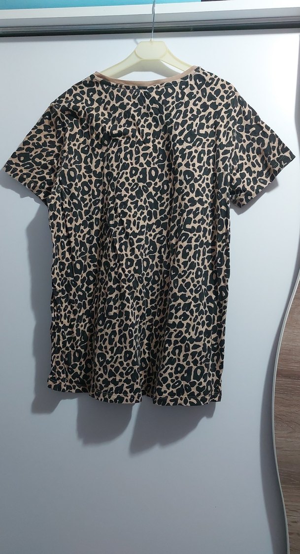 Kahverengi Leopar Desenli Kısa Kollu Tişört - Görsel 2