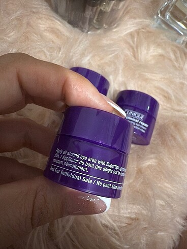 Clinique göz kremi - Görsel 2