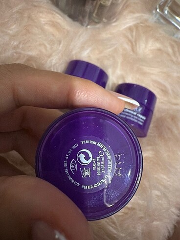 Clinique göz kremi - Görsel 3