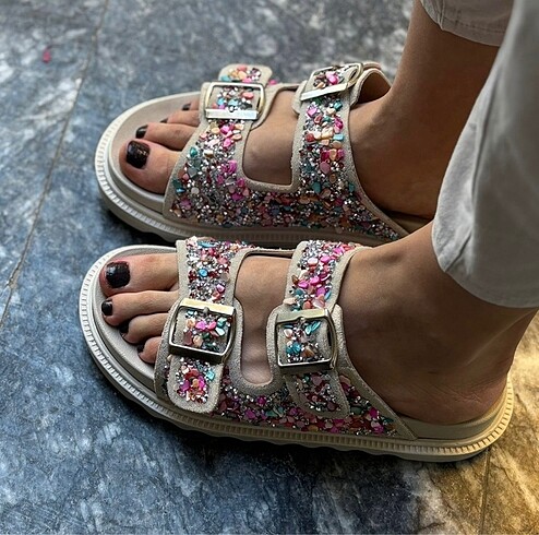 Zara Taşlı 