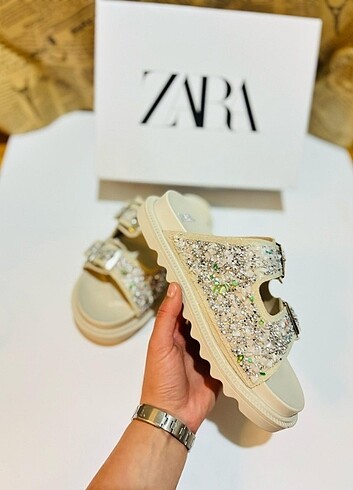 39 Beden Zara Taşlı
