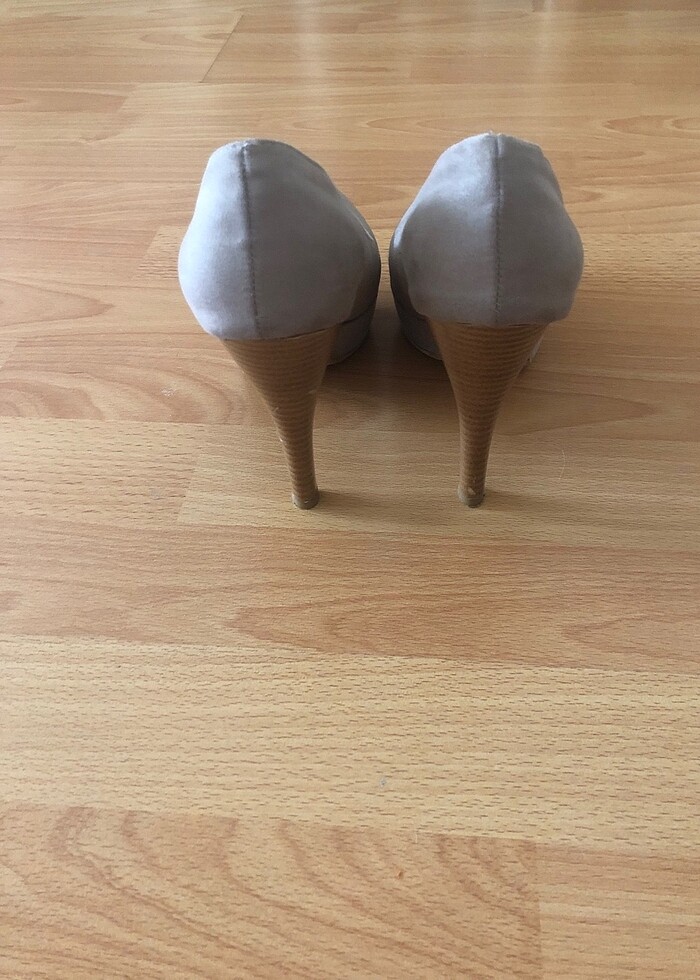 İnce topuklu nubuk şık ayakkabı - Görsel 4