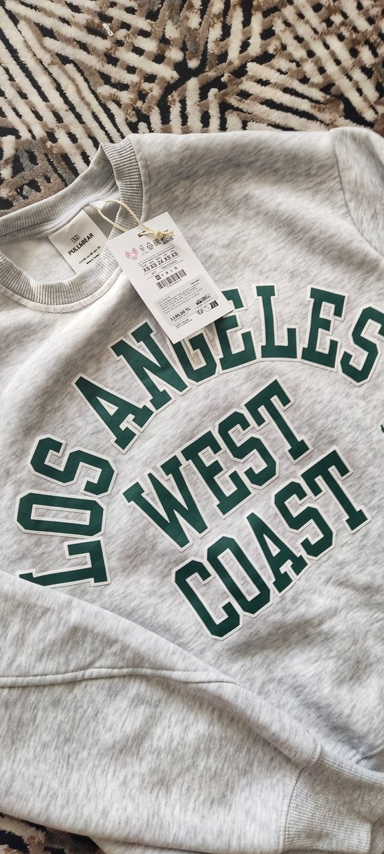 Kızlar için gri baskılı kısa kollu sweatshirt - Görsel 2