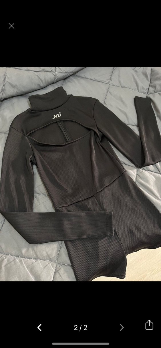 Kadın Siyah Kısa Tulum - Yüksek Yaka, Uzun Kollu - Görsel 2