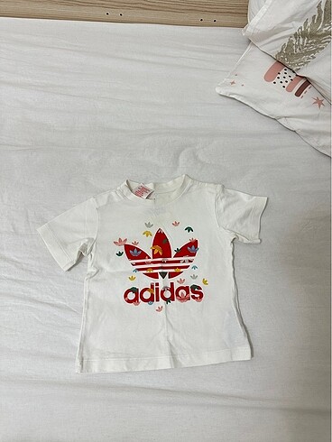 Adidas bebek tshirt