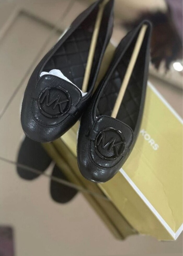 Micheal kors babet 0 orijinal faturalı üründür - Görsel 4