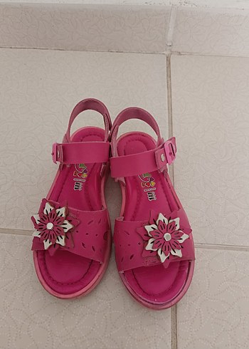 Çiçekli Pembe Kız Çocuk Sandalet - Görsel 2