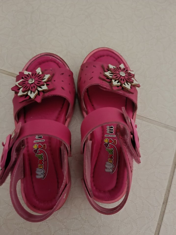 Çiçekli Pembe Kız Çocuk Sandalet - Görsel 3