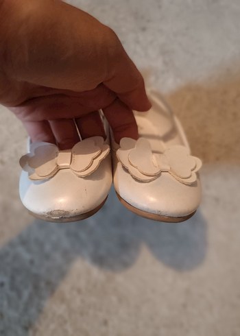 Kız Çocuk Beyaz Tokalı Babet - Görsel 2