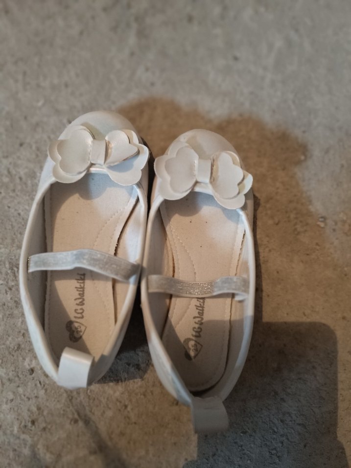 Kız Çocuk Beyaz Tokalı Babet - Görsel 3