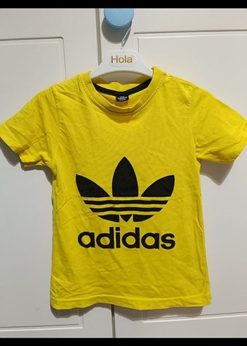 Adidas Erkek Çocuk Adidas Sarı Tişört ve Siyah Şort Takım