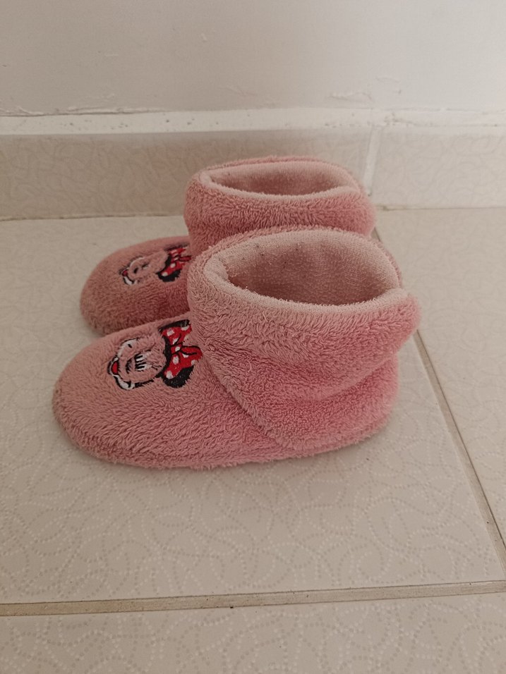 Kız Çocuk Pembe Nakışlı Sıcak Ev Terliği - Görsel 2