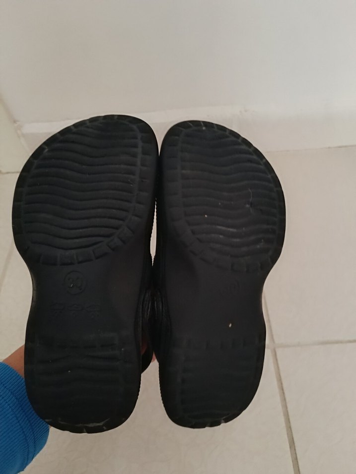 Erkek Çocuk Siyah Kaydırmaz Terlik - Görsel 3