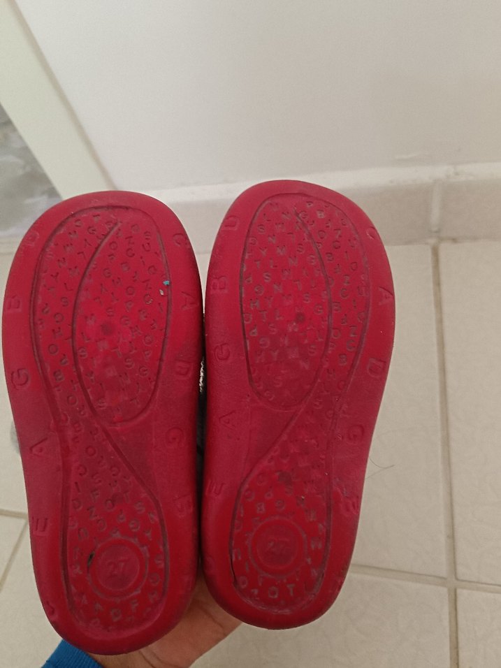 Kız Çocuk Gri Nakışlı Sıcak Terlik - Görsel 3