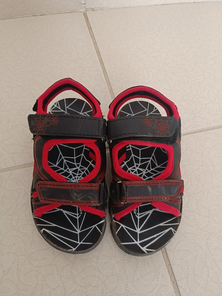 Kız Çocuk Kırmızı Yılan Desenli Tokalı Sandalet - Görsel 2