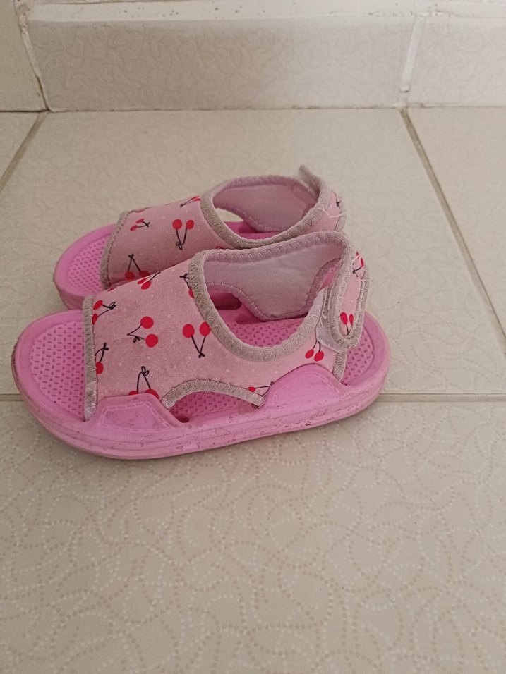 Kız Çocuk Pembe Kiraz Desenli Cırt Cırtlı Sandalet - Görsel 2