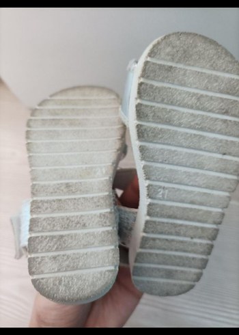 Kız Çocuk Gri Parlak Taşlı Terlik - Görsel 4