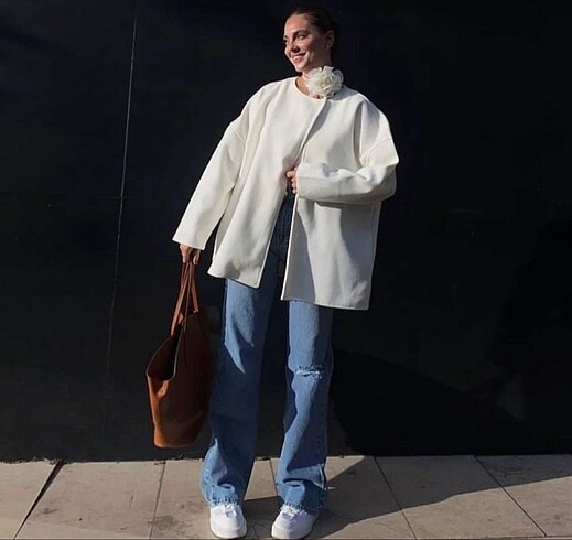 Zara Beyaz oversize kaşe ceket