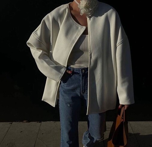 xl Beden Beyaz oversize kaşe ceket