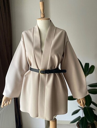 Zara Bej ceket