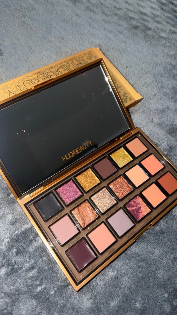 HUDA BEAUTY EM(POWER)ED Far Paleti - Görsel 3