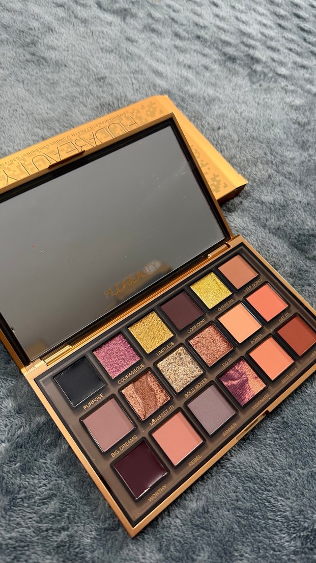 HUDA BEAUTY EM(POWER)ED Far Paleti - Görsel 5