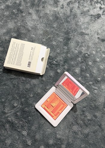 LADY GAGA HAUS LABS ALLIK - Görsel 3