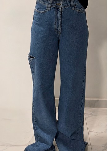 Pull and Bear Mavi Yikamali Genis Paca Denim Jean