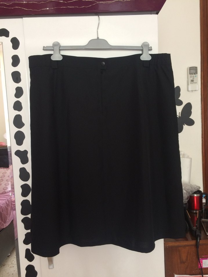 Siyah Midi Kadın Etek - Görsel 3