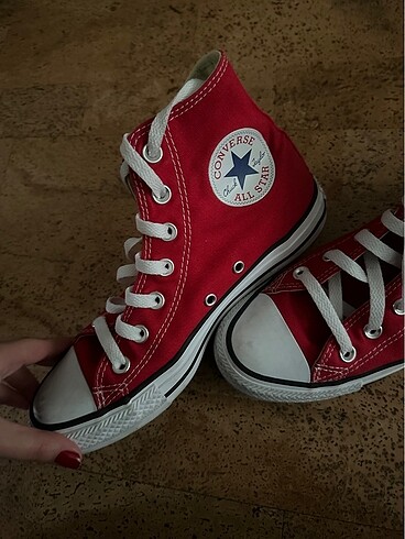 Converse Orjinal kirmizi converse
